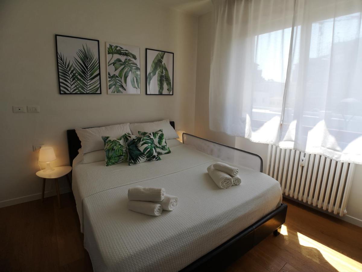 Convenient Family Apt With Private Parking Mestre Exterior foto