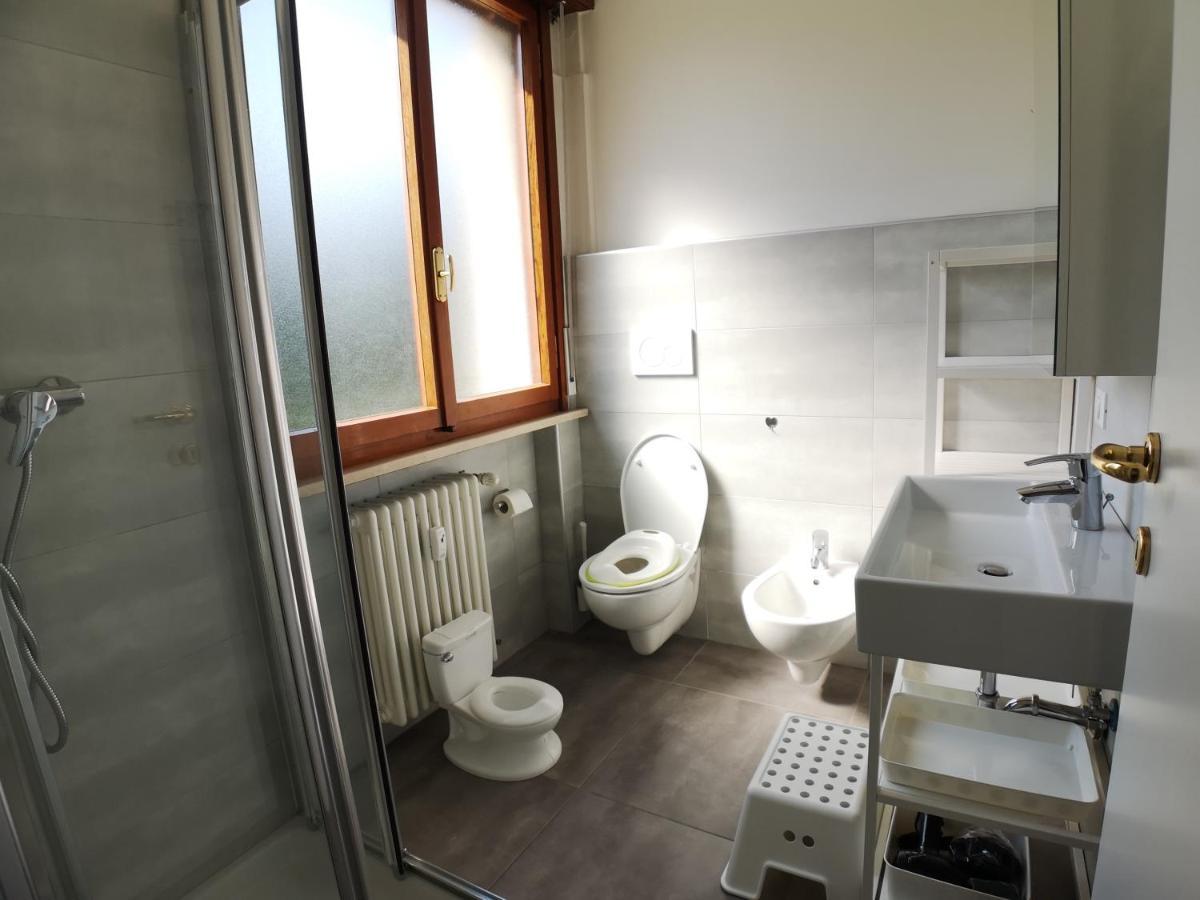 Convenient Family Apt With Private Parking Mestre Exterior foto